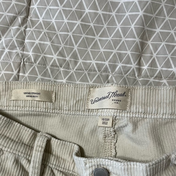 Universal Thread Womens Beige Corduroy Pants - Picture 2 of 3